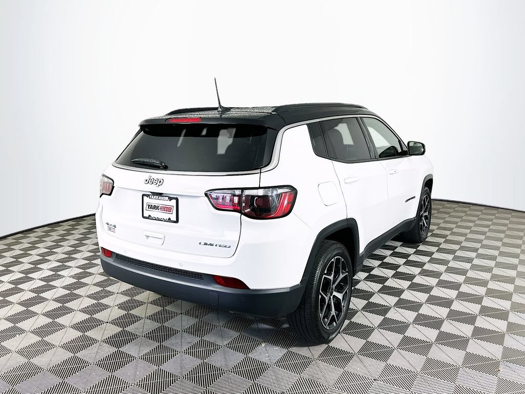 Certified 2025 Jeep Compass Limited AWD/4WD image 11