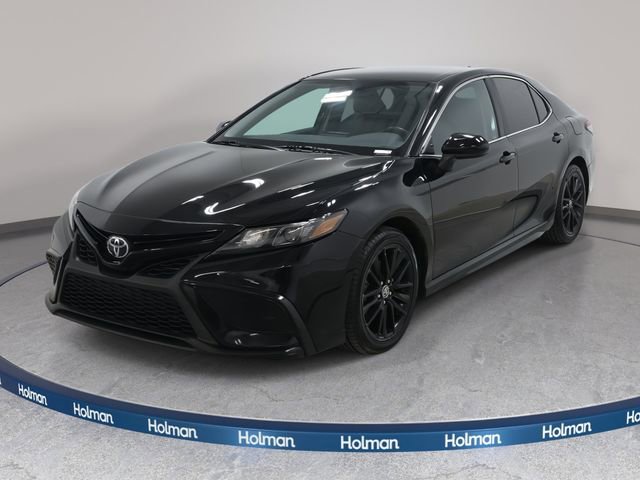 Used 2021 Toyota Camry SE FWD image 1