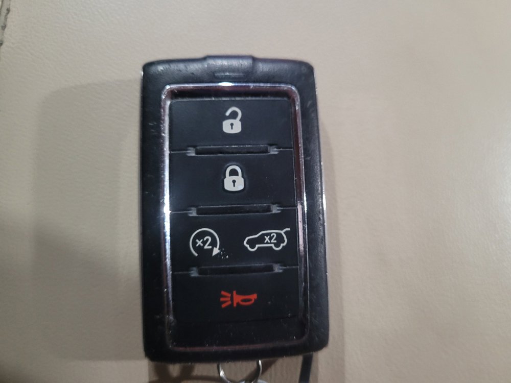 Used 2021 Jeep Grand Cherokee L Limited RWD image 32