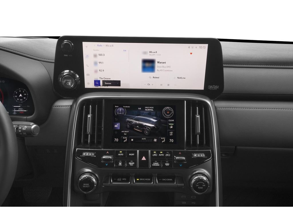 New 2025 Lexus LX 700h Overtrail image 7