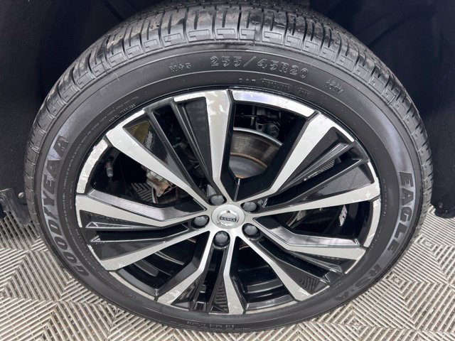 Certified 2023 Volvo XC60 B5 Plus w/ Climate Package AWD/4WD image 10