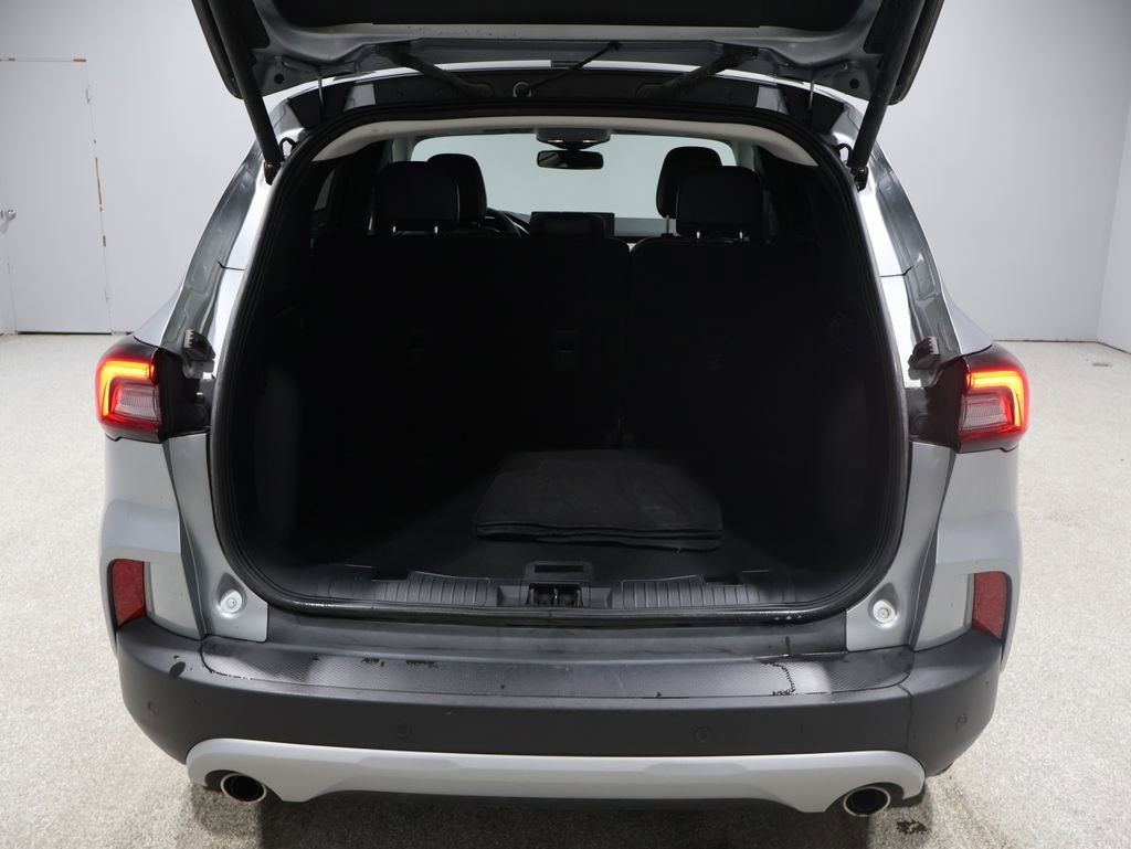 Used 2024 Ford Escape Platinum image 19