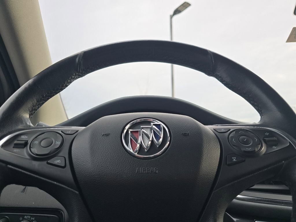 Used 2020 Buick Enclave Essence w/ Sport Touring Edition image 27