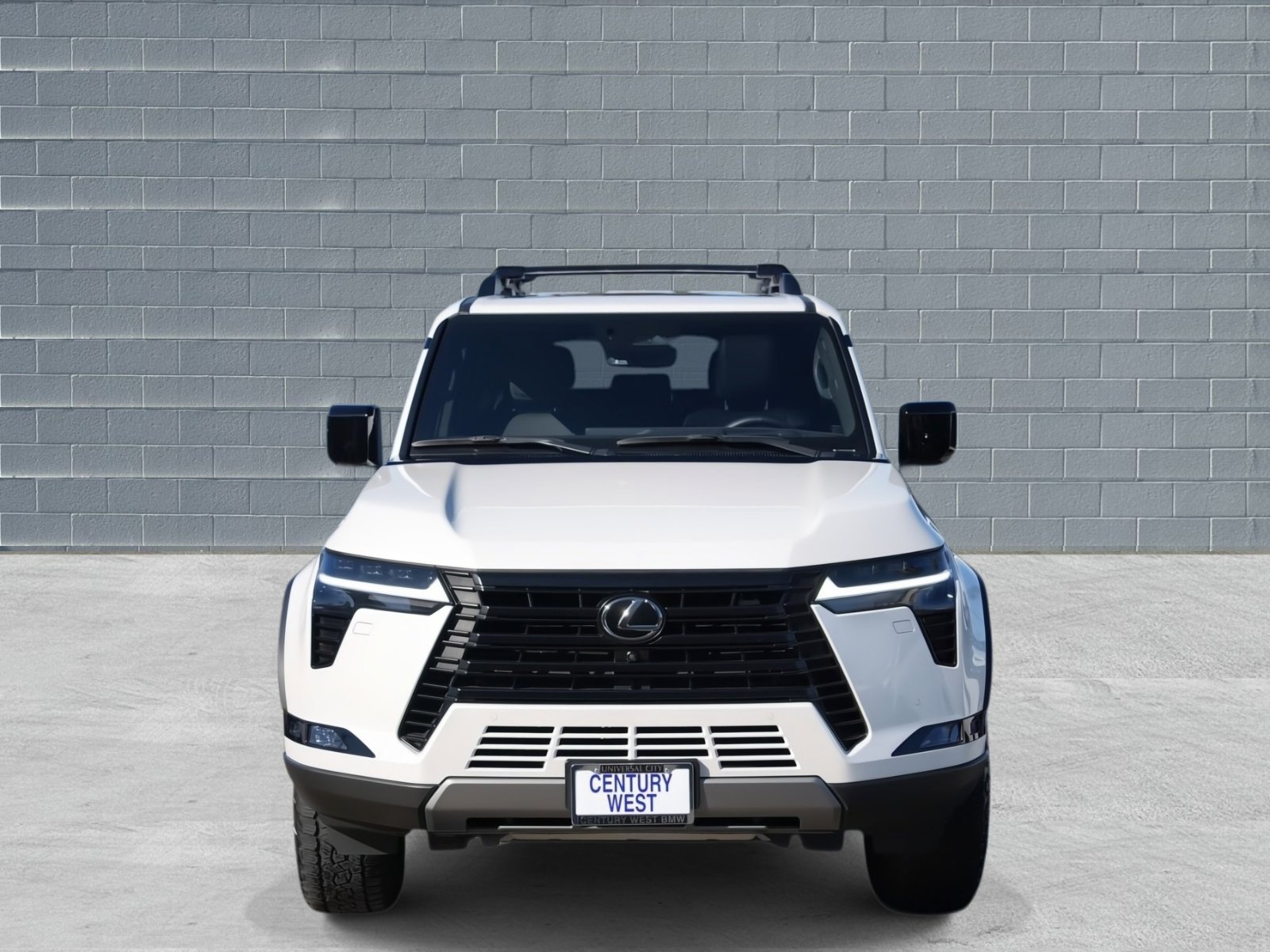 Used 2025 Lexus GX 550 w/ Accessory Package (CT) image 2