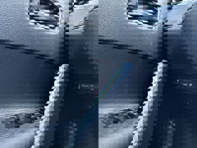 Used 2024 Toyota Corolla Cross S AWD/4WD image 38