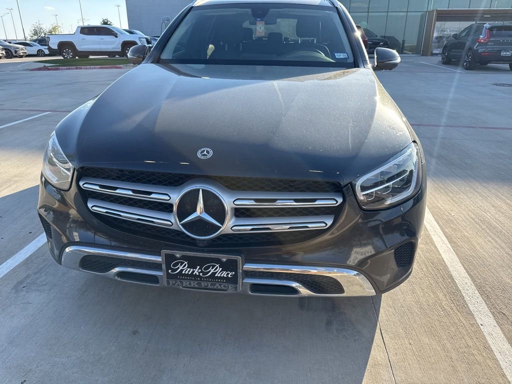 Used 2021 Mercedes-Benz GLC 300 image 2