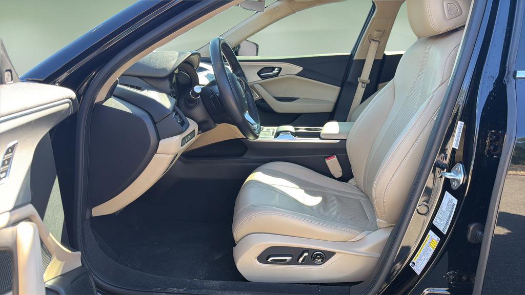 Used 2023 Acura TLX w/ Technology Package image 11