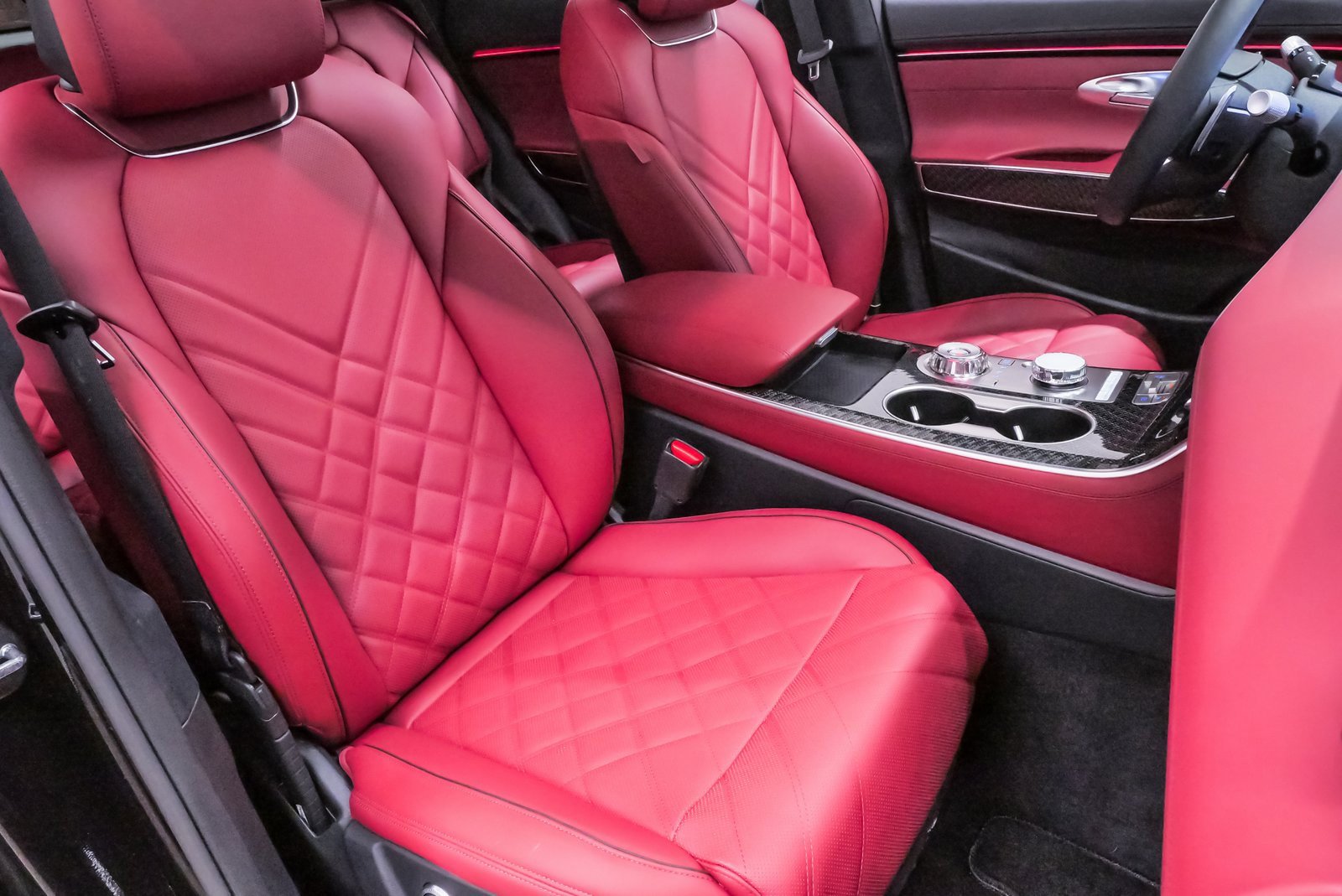 Certified 2026 Genesis GV70 3.5T Sport Prestige image 15