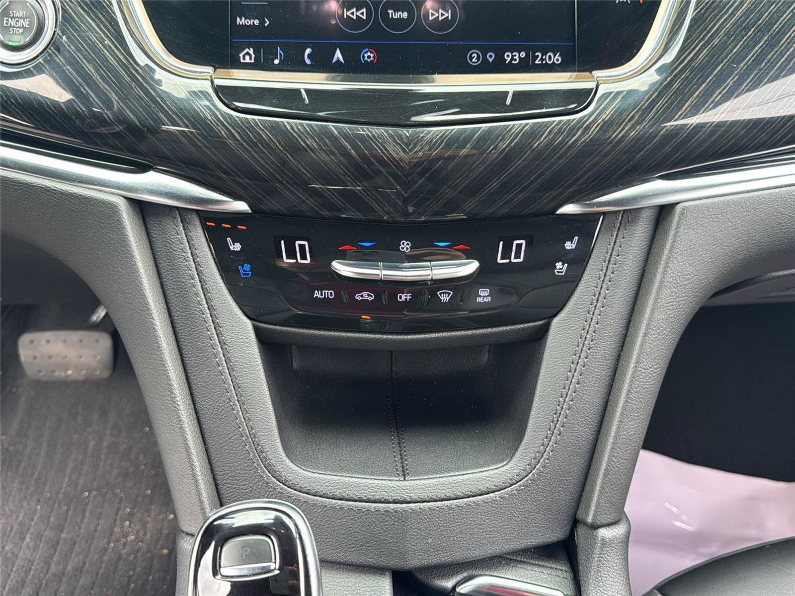 Used 2021 Cadillac XT6 Premium Luxury AWD/4WD image 13