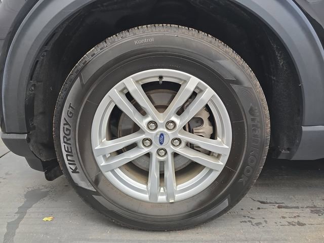 Used 2023 Ford Explorer XLT w/ Equipment Group 202A image 13