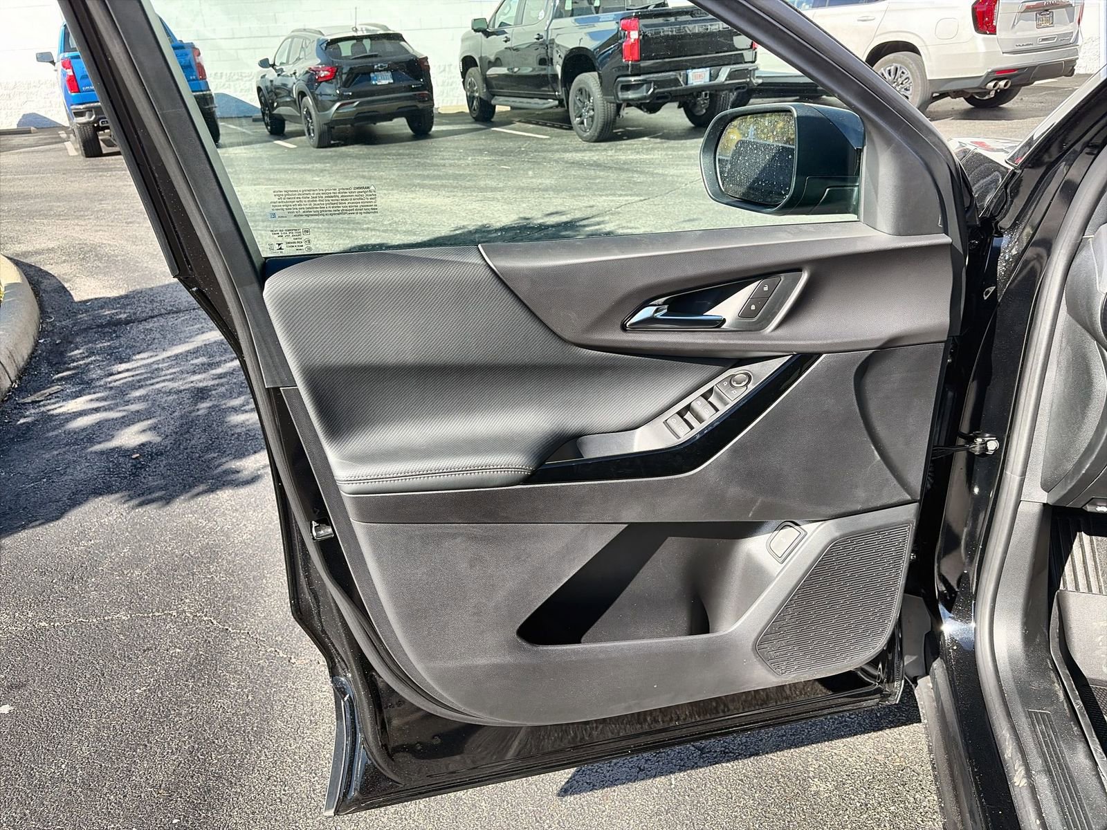 New 2026 Chevrolet Equinox LT w/ Convenience Package II image 21