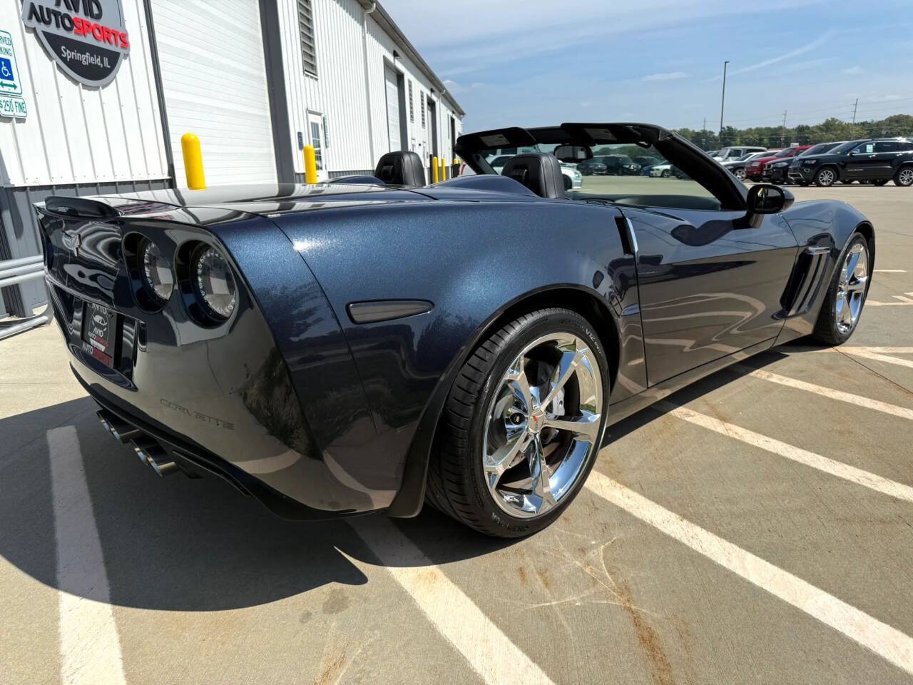 Used 2013 Chevrolet Corvette Grand Sport w/ 3LT Preferred Equipment Group RWD image 8