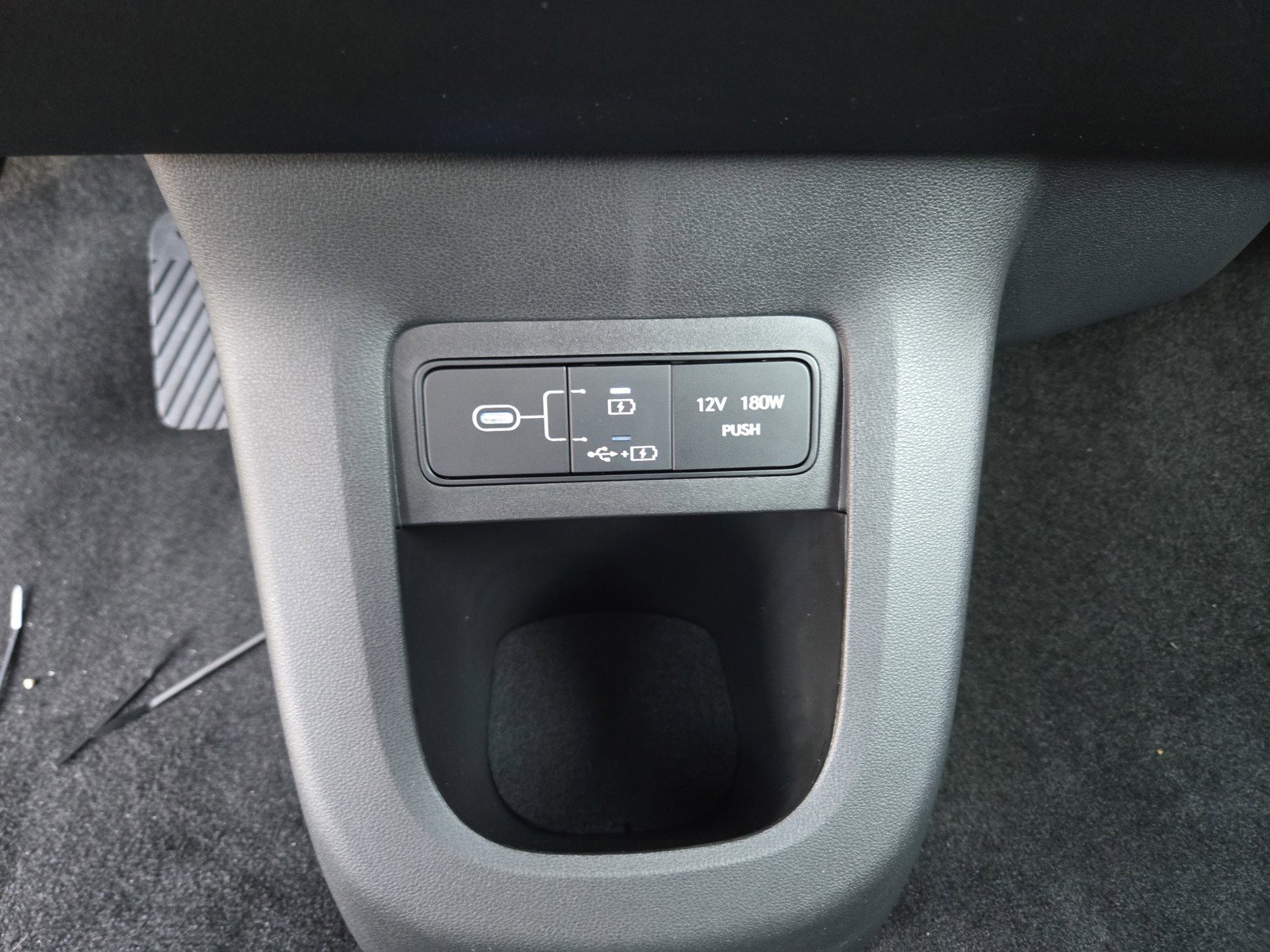 New 2026 Hyundai Ioniq 5 SEL image 18