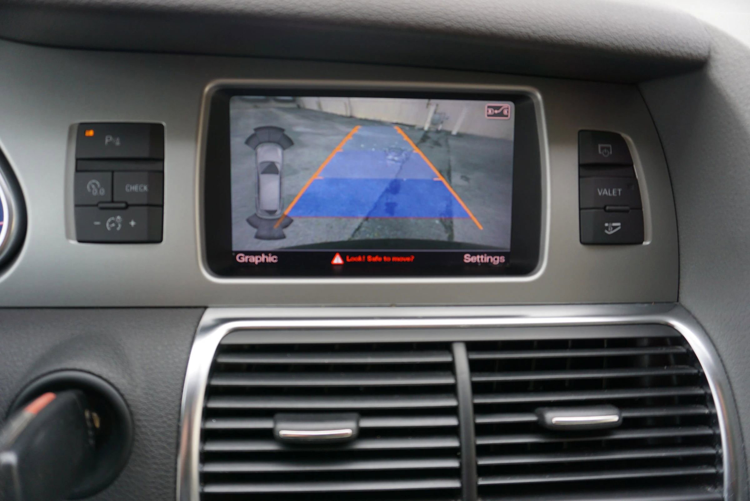 Used 2015 Audi Q7 TDI Premium Plus w/ Premium Plus Package image 38