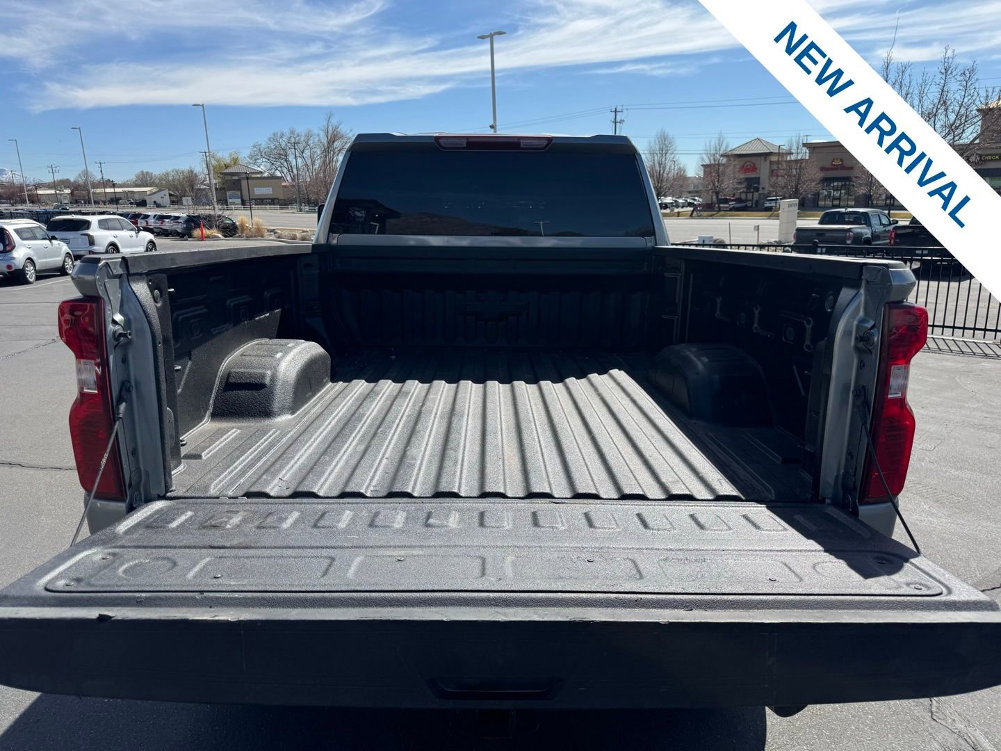 Used 2025 Chevrolet Silverado 2500 LT w/ Convenience Package image 13