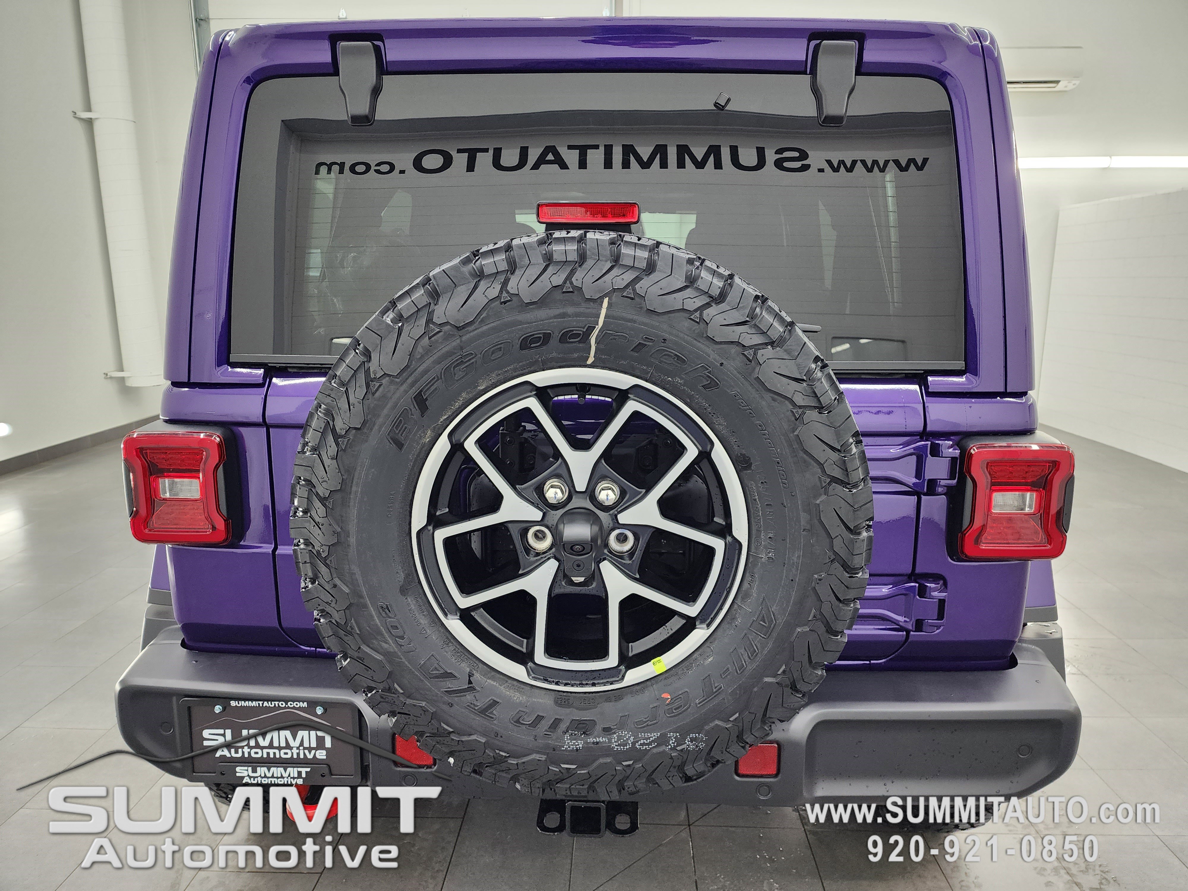 New 2026 Jeep Wrangler Unlimited Rubicon w/ Safety Group AWD/4WD image 24