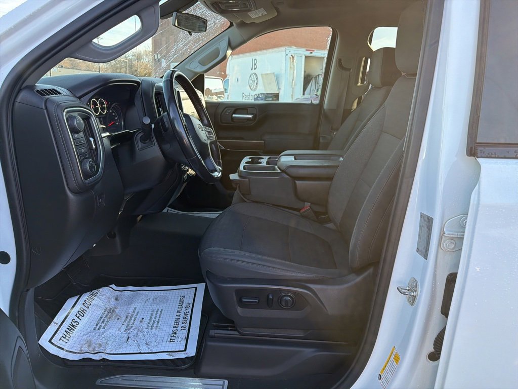 Used 2019 Chevrolet Silverado 1500 LT w/ All-Star Edition image 17