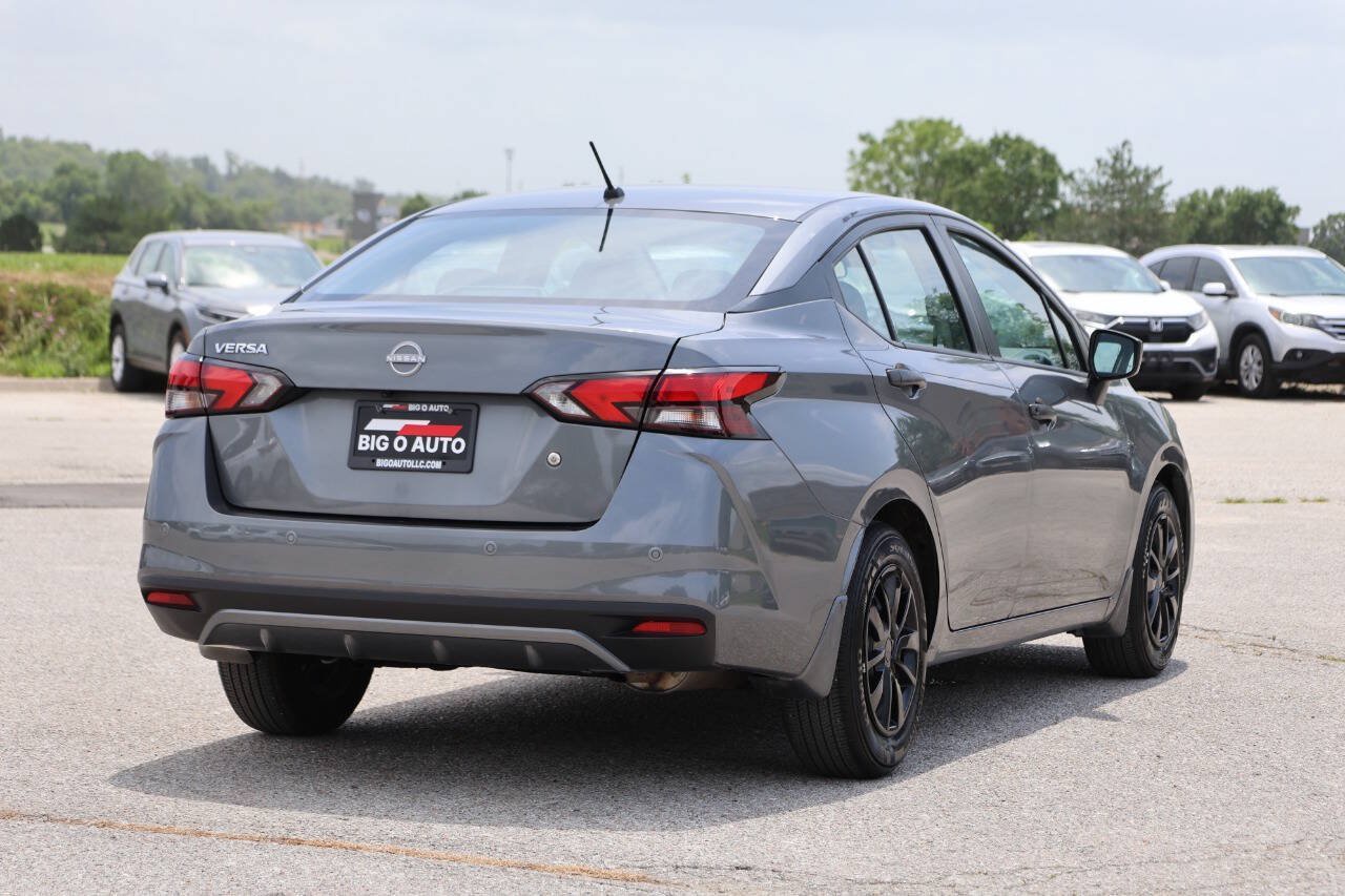 Used 2025 Nissan Versa S w/ Trunk Package FWD image 9