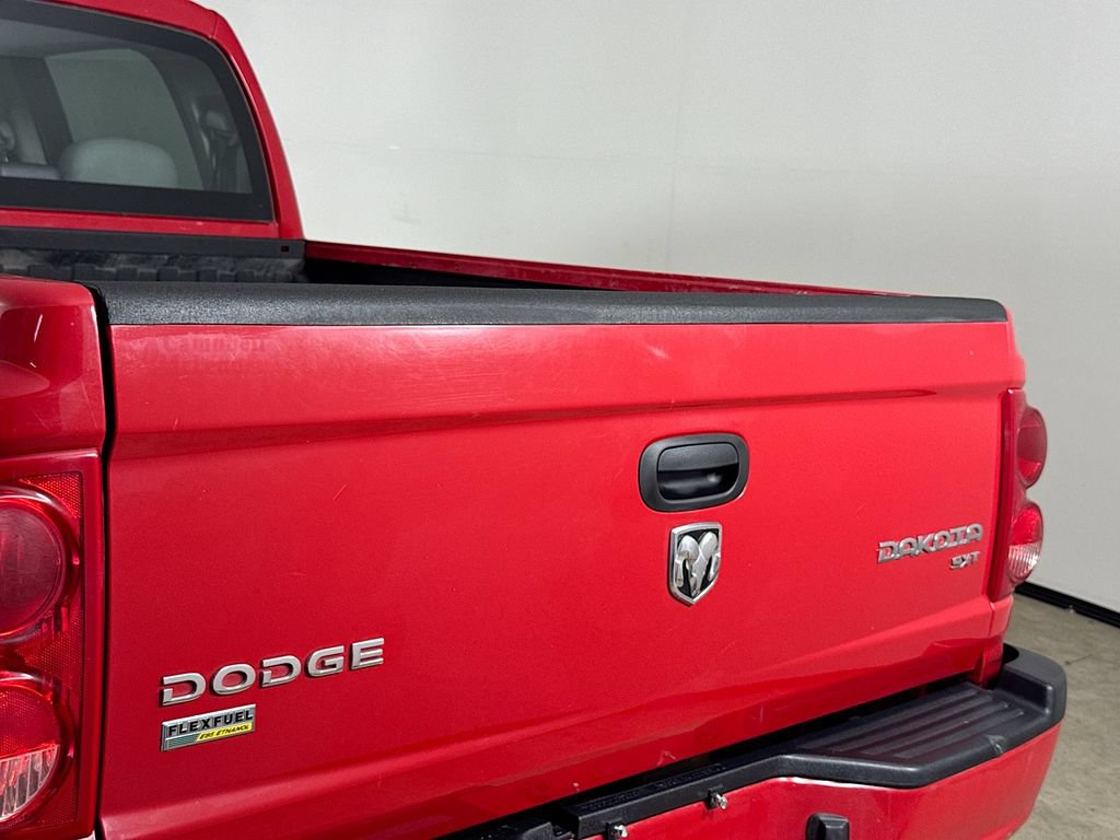 Used 2010 Dodge Dakota SXT w/ Trailer Tow Group AWD/4WD image 26