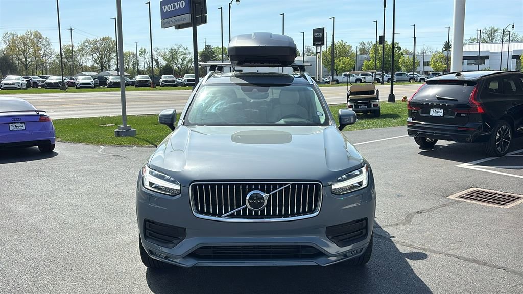 Used 2022 Volvo XC90 T5 Momentum w/ Climate Package image 5
