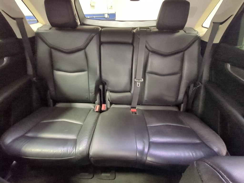 Used 2017 Cadillac XT5 Premium Luxury image 14