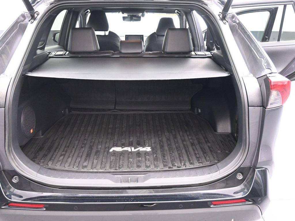 Used 2021 Toyota RAV4 XSE image 16