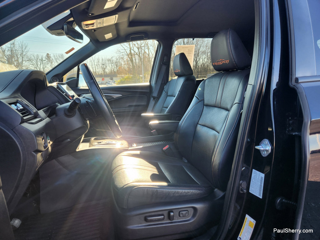 Used 2023 Honda Passport TrailSport image 28