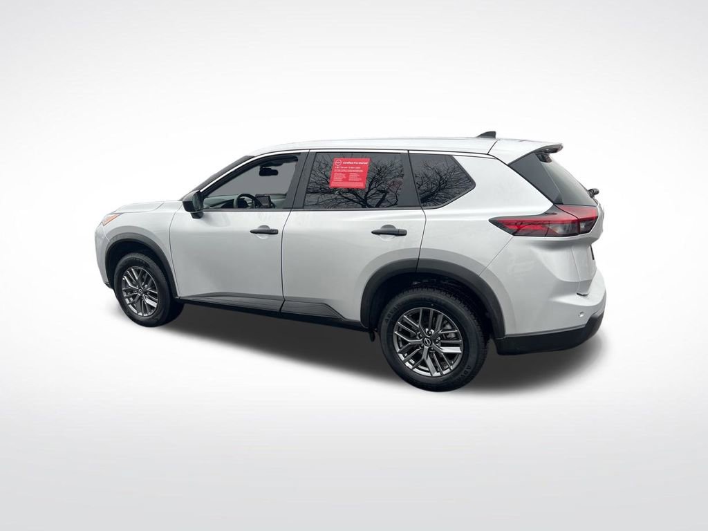 Certified 2024 Nissan Rogue S image 48