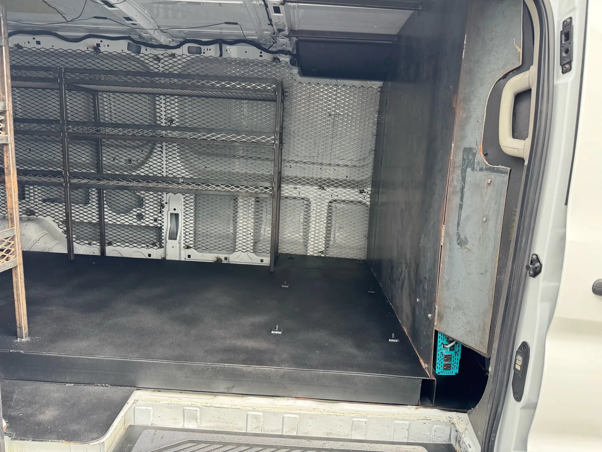 Used 2021 Ford Transit 250 Low Roof RWD image 23