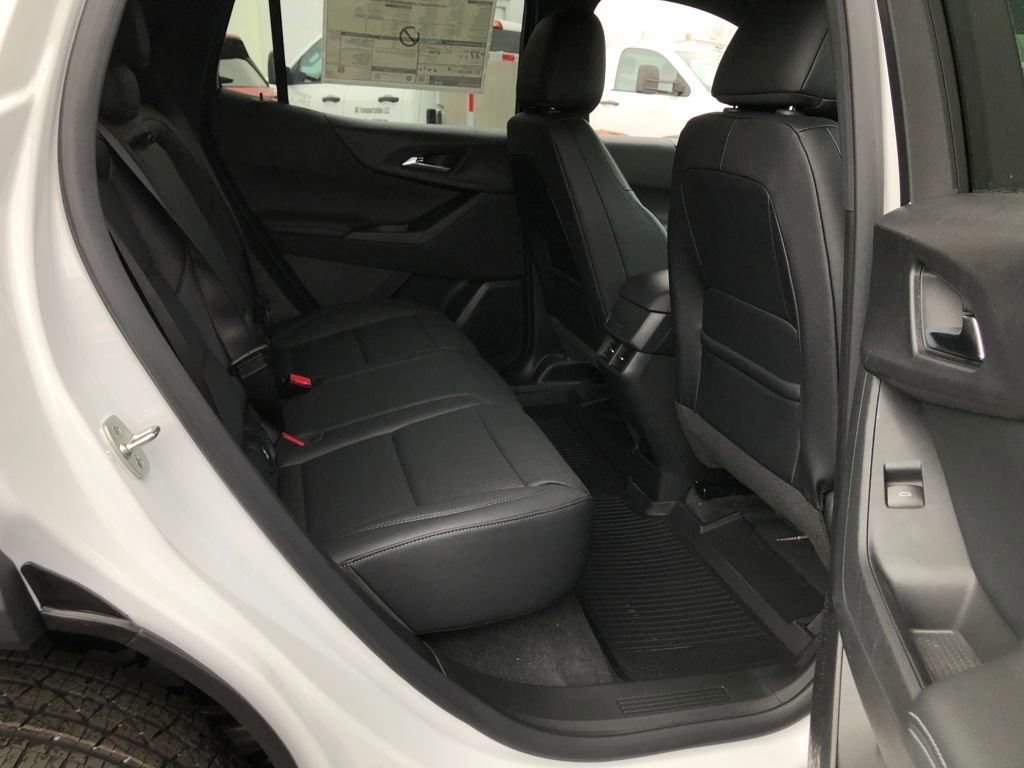 New 2026 Chevrolet Equinox LT w/ Convenience Package II image 25