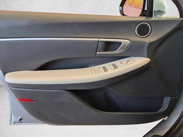 Used 2025 Hyundai Sonata SEL FWD image 10