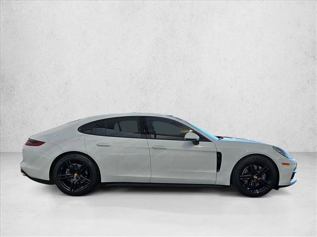 Used 2018 Porsche Panamera image 4