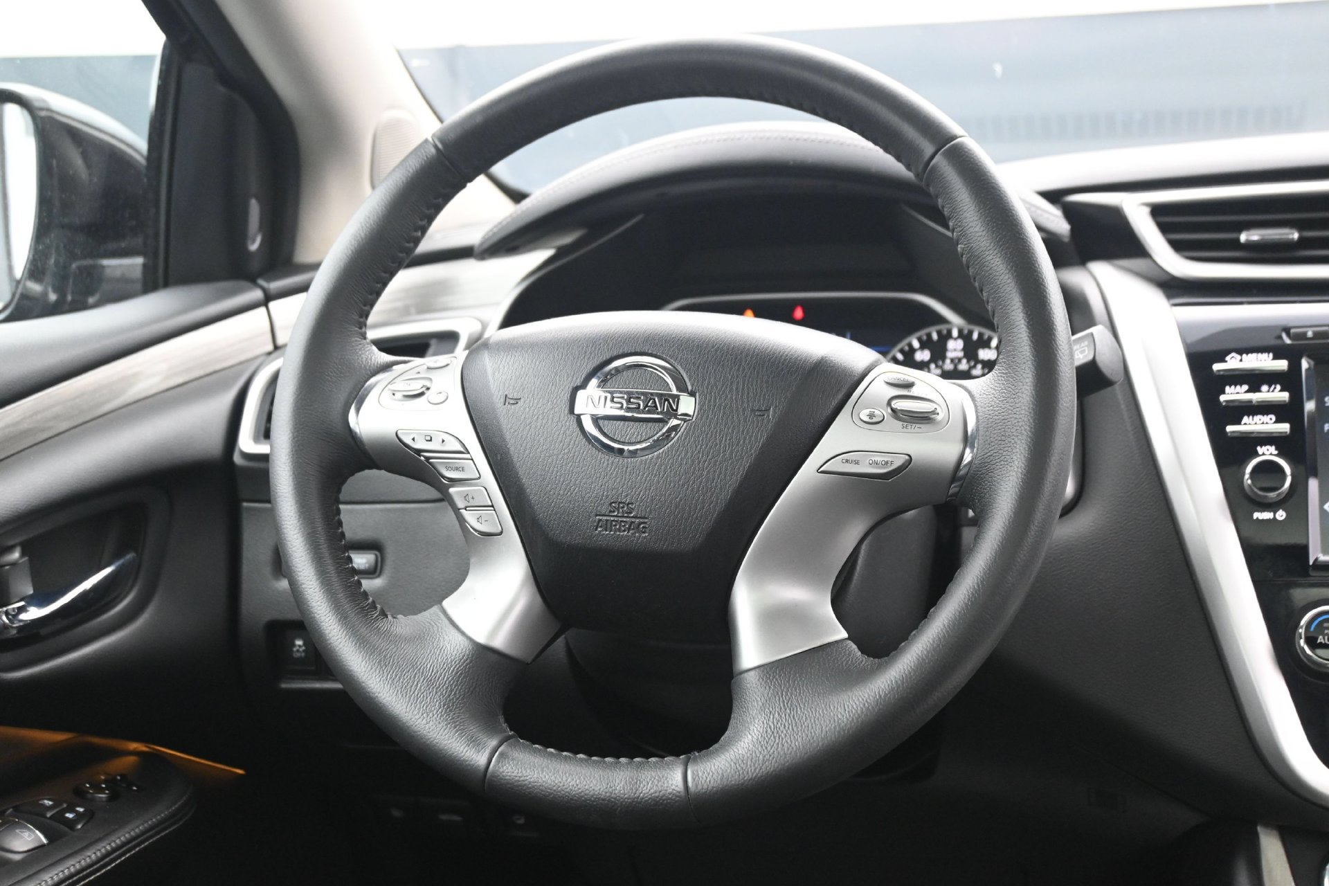 Used 2015 Nissan Murano Platinum w/ Platinum Technology Package AWD/4WD image 19