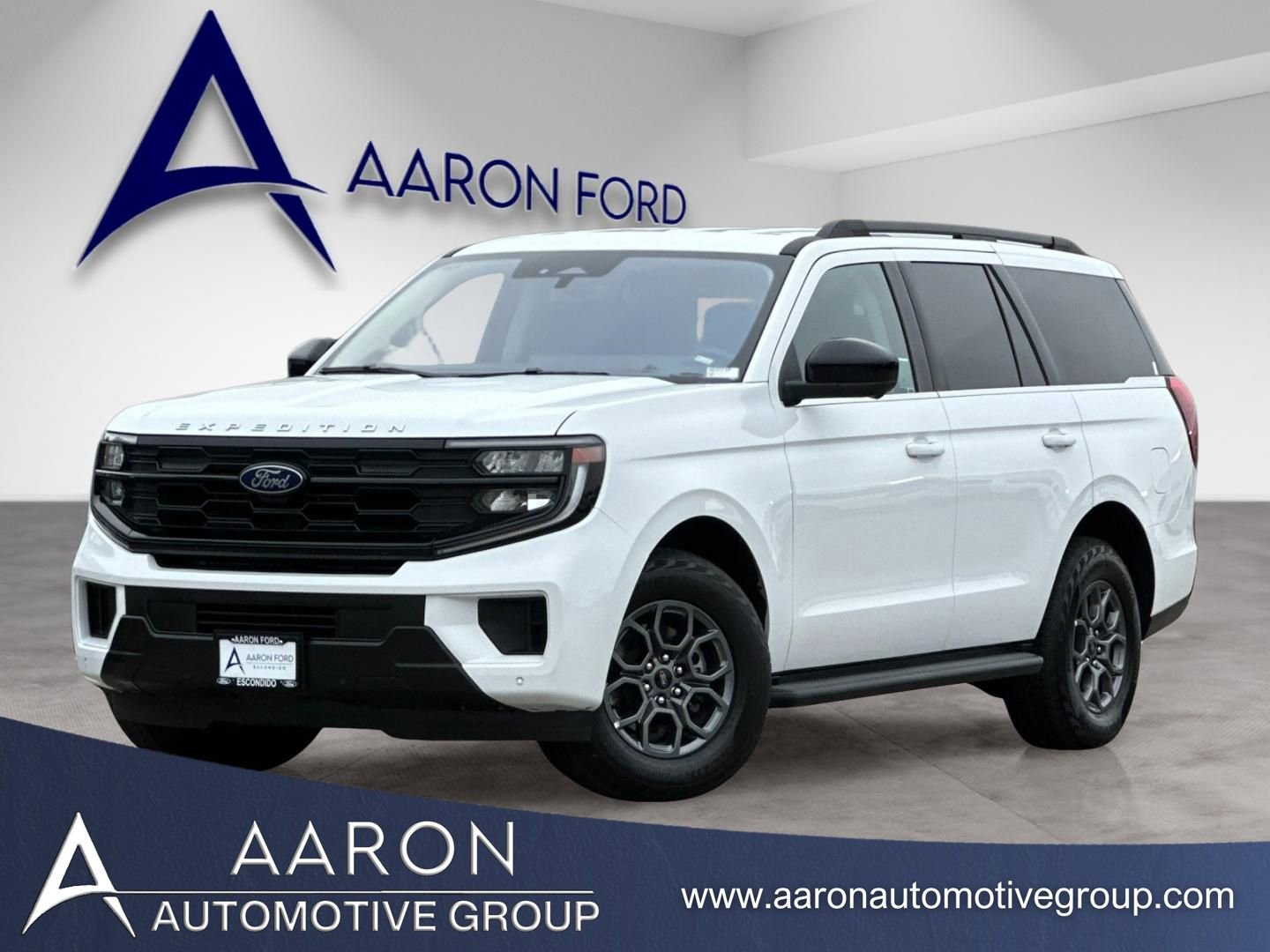 Used 2025 Ford Expedition Active AWD/4WD image 1