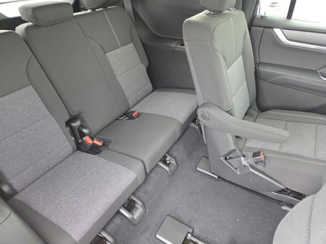 New 2026 GMC Acadia Elevation image 28