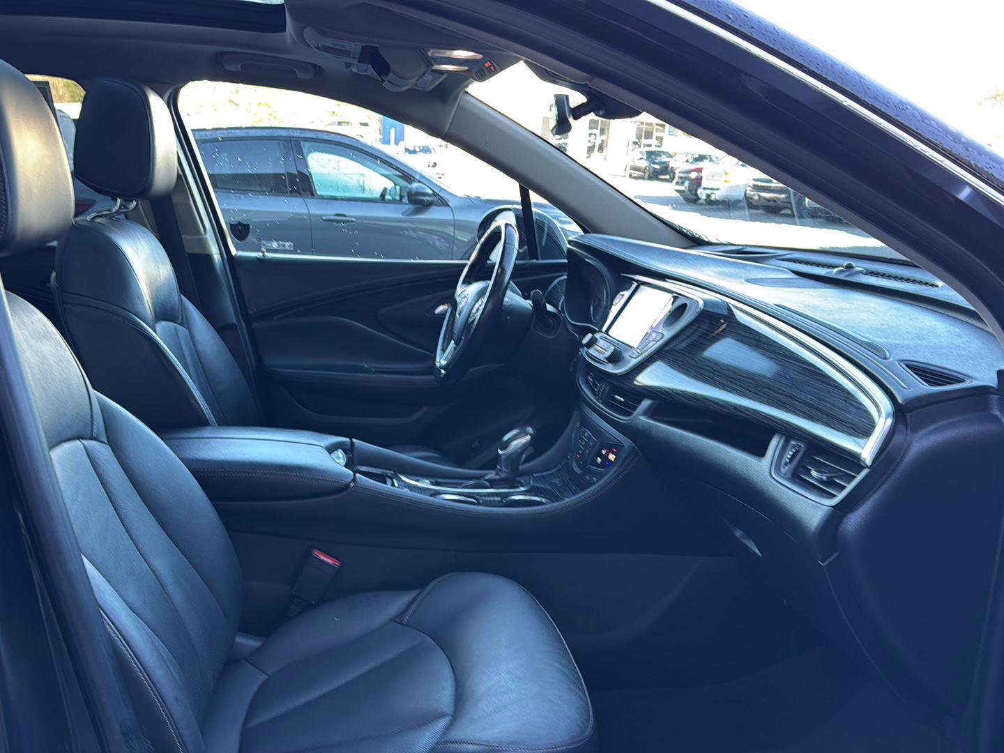 Used 2017 Buick Envision Premium w/ Driver Confidence Package image 10