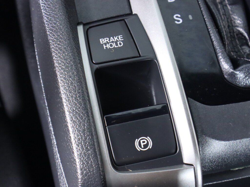 Used 2017 Honda Civic Sport image 22