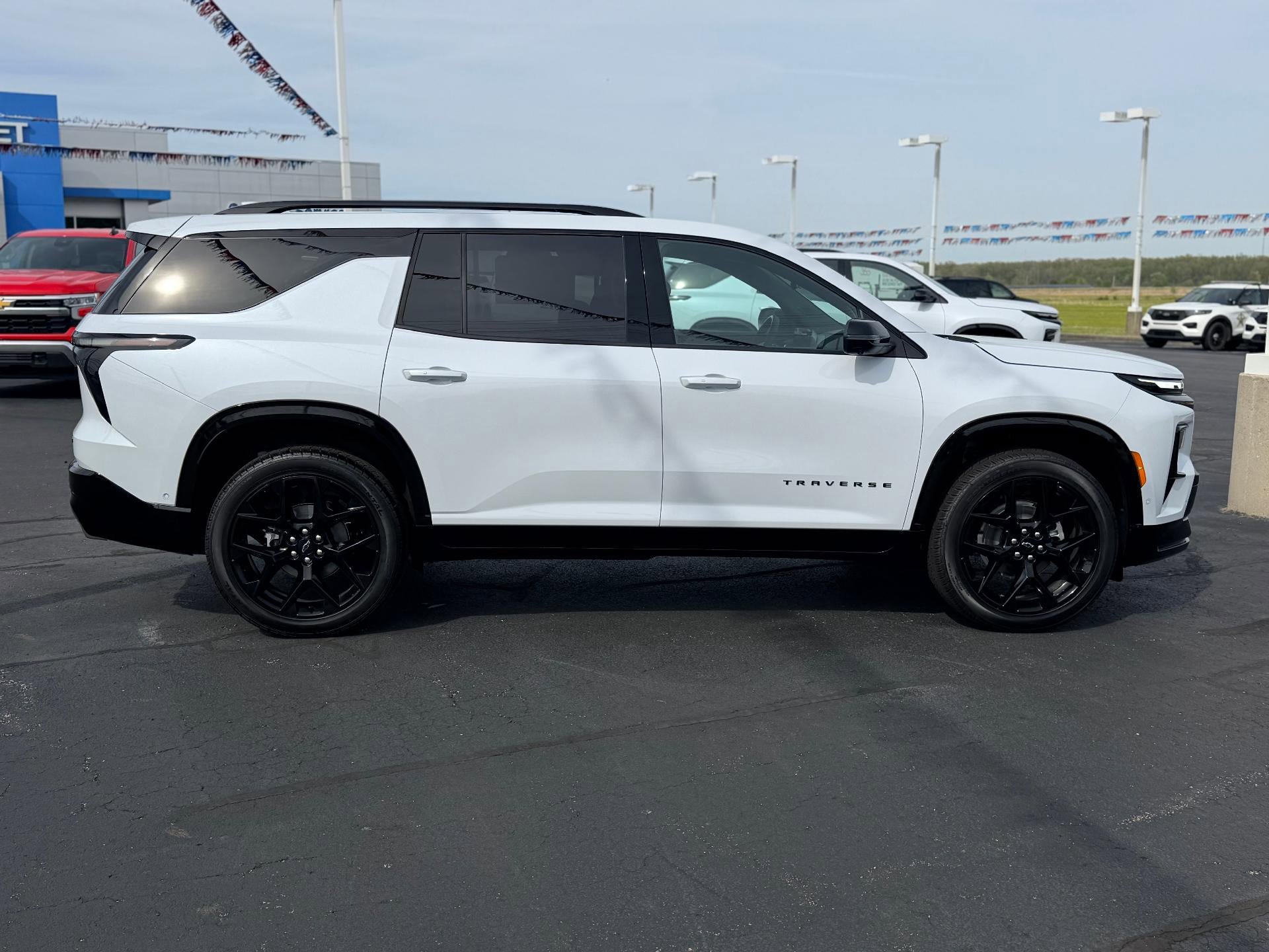 New 2026 Chevrolet Traverse RS FWD image 4