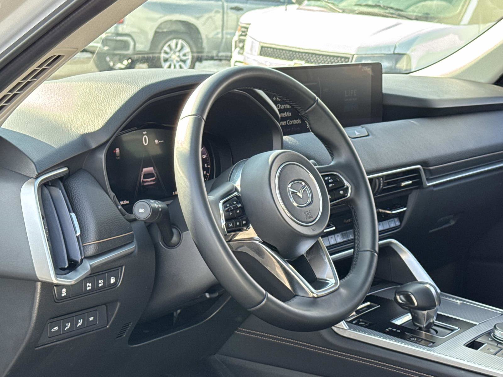 Used 2025 MAZDA CX-90 Plug-In Hybrid w/Premium Sport image 13