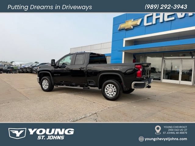 Used 2022 Chevrolet Silverado 2500 LT w/ Convenience Package AWD/4WD image 3