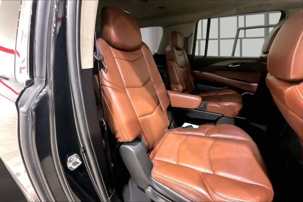 Used 2015 Cadillac Escalade ESV Premium image 27
