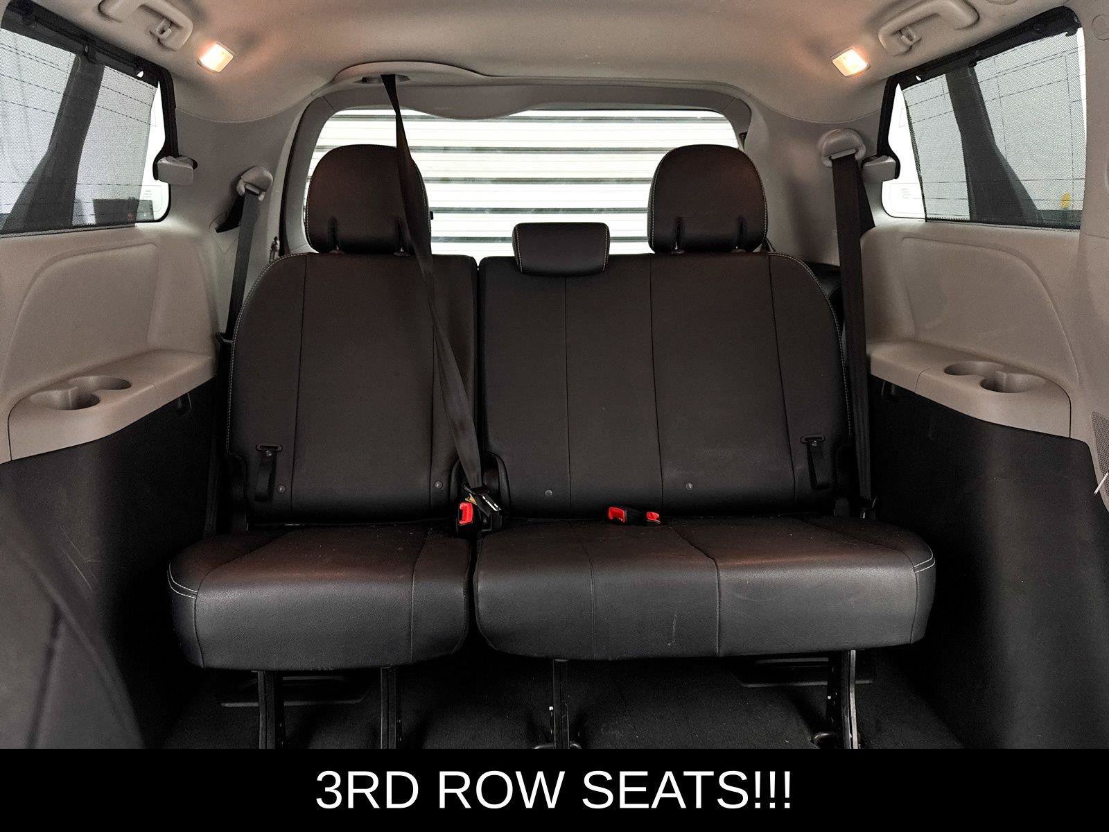 Used 2017 Toyota Sienna SE Premium FWD image 9