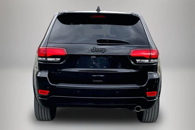 Used 2019 Jeep Grand Cherokee Altitude image 4