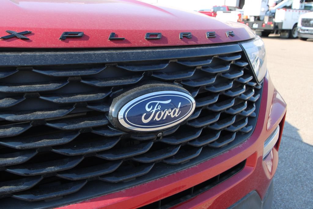 Used 2024 Ford Explorer ST-Line w/ Class IV Trailer Tow Package AWD/4WD image 12