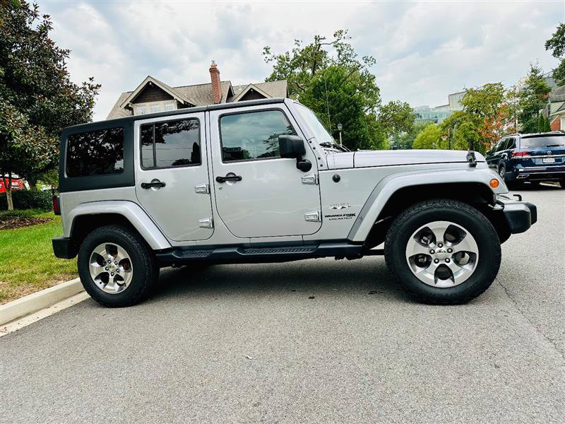 Used 2018 Jeep Wrangler Unlimited Sahara w/ Connectivity Group image 6
