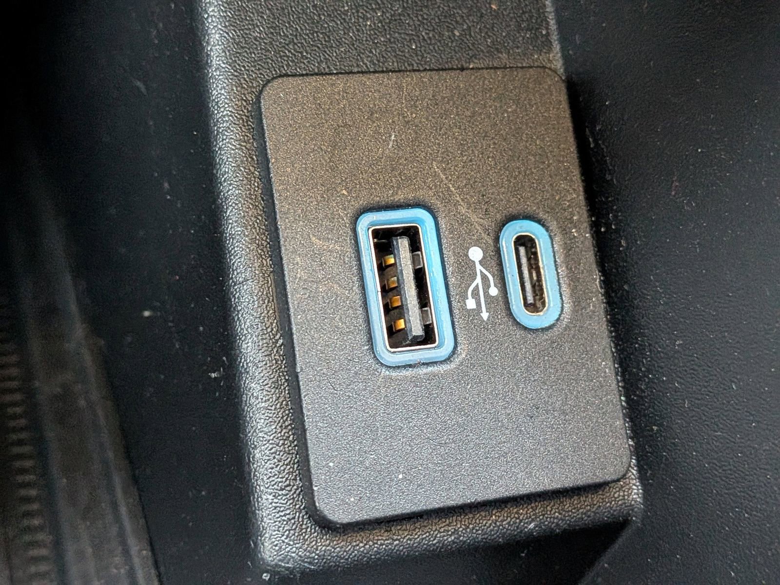 Certified 2024 Ford Edge SEL w/ Convenience Package image 26