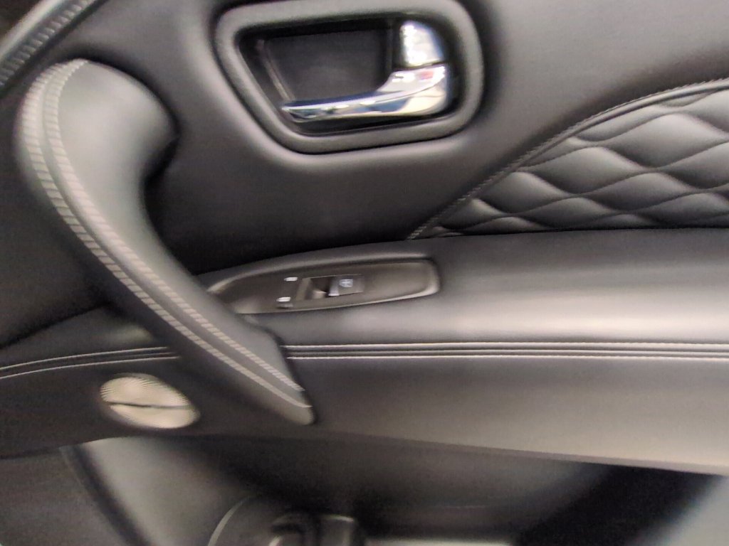 Used 2021 INFINITI QX80 Sensory w/ Cargo Package AWD/4WD image 26
