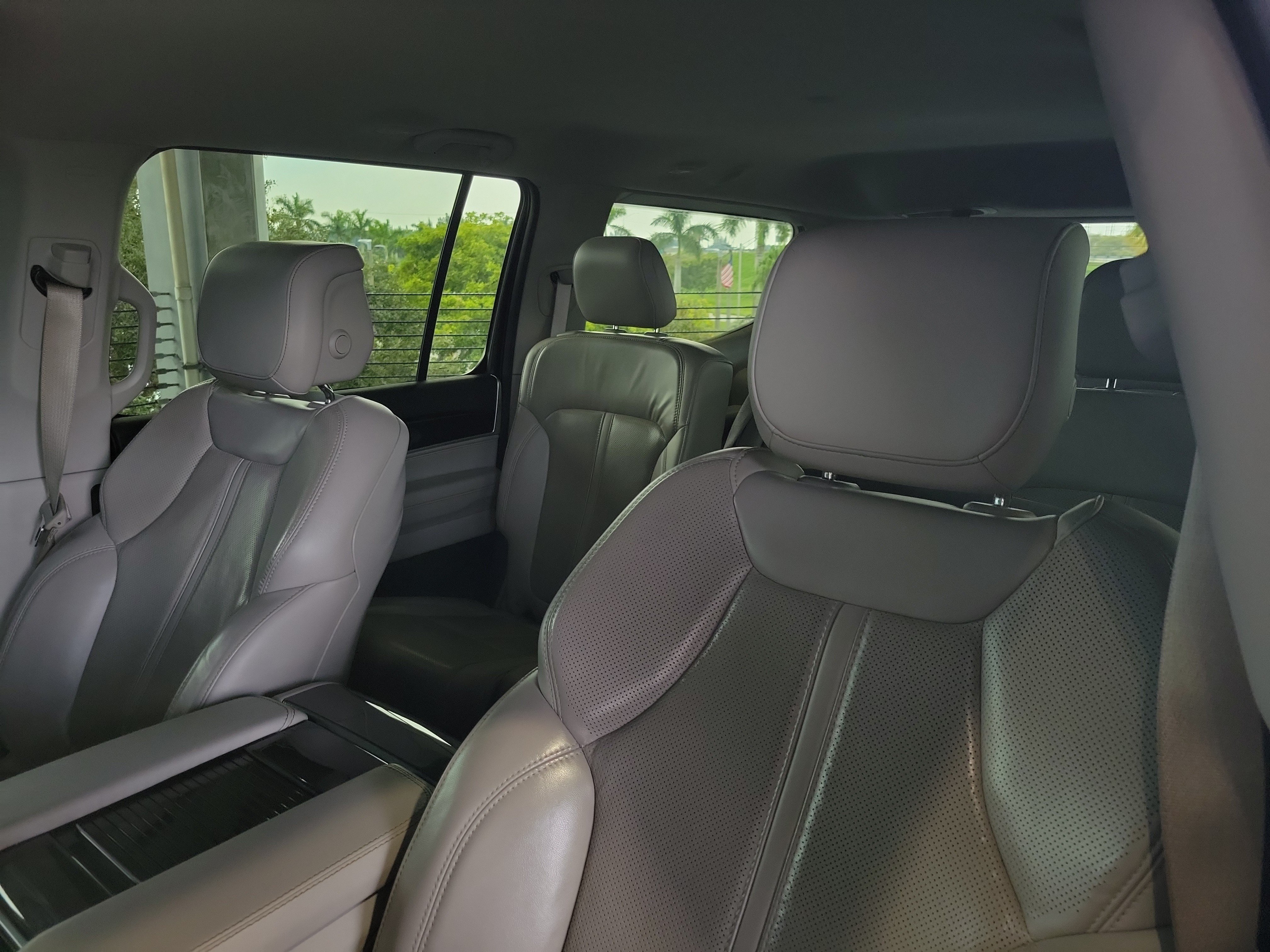 Certified 2022 Jeep Wagoneer Series I RWD image 19