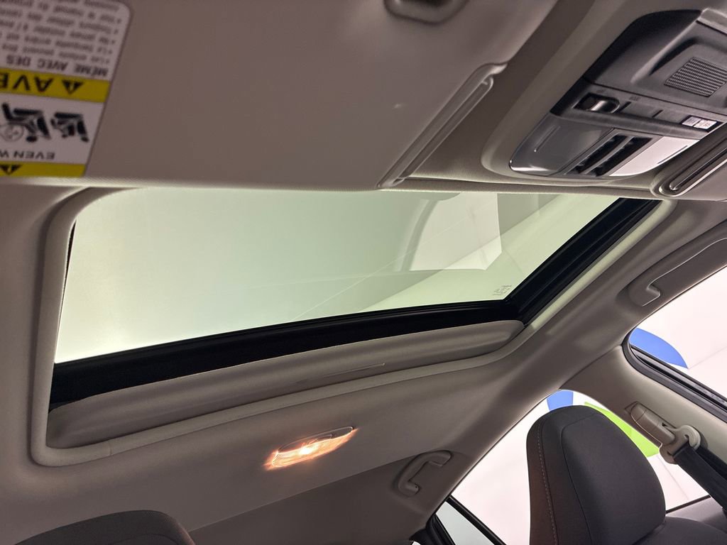 Certified 2025 Subaru Crosstrek 2.0i Premium image 33