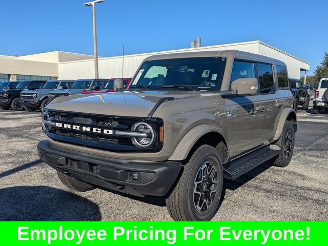 New 2025 Ford Bronco Outer Banks AWD/4WD image 7